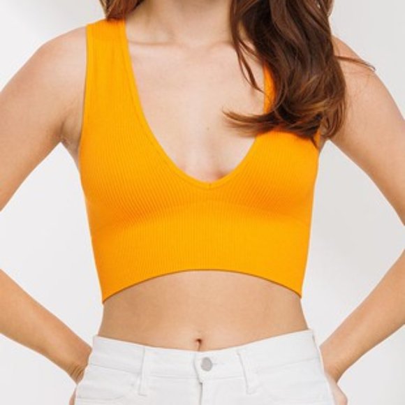 Easy-Going Seamless Tank Top - Picture 1 of 1